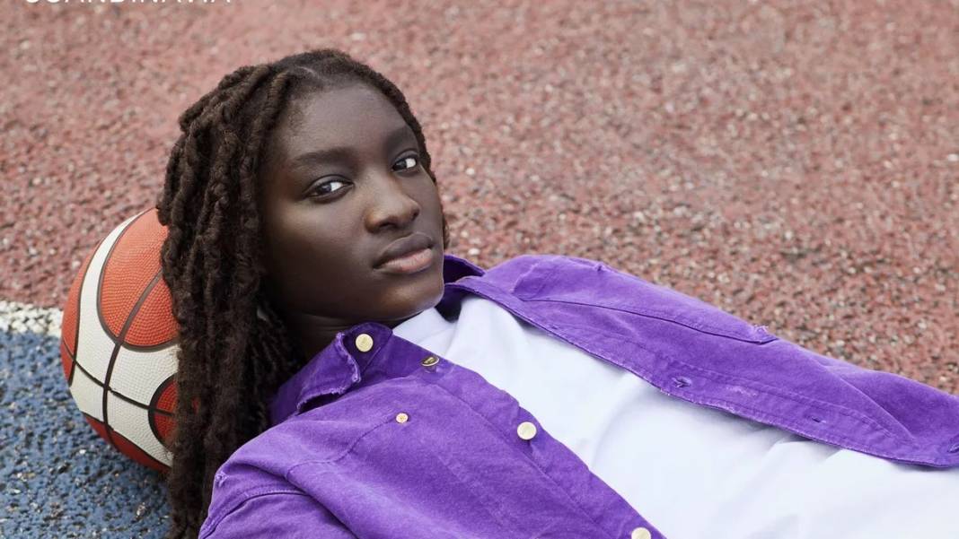 1.98'lik dev Galatasaray'da: İlk yabancı transferi resmen açıklandı formayı da giydi 4